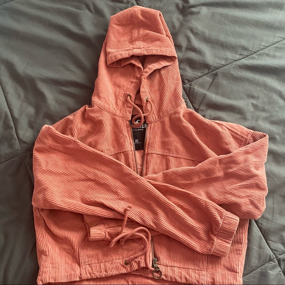 pink cropped zip-up